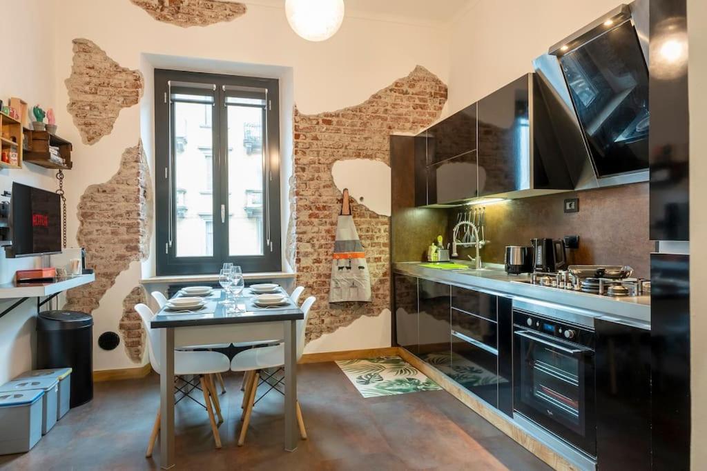 Torino Centro E Musei - Autentico Appartamento Urbano المظهر الخارجي الصورة